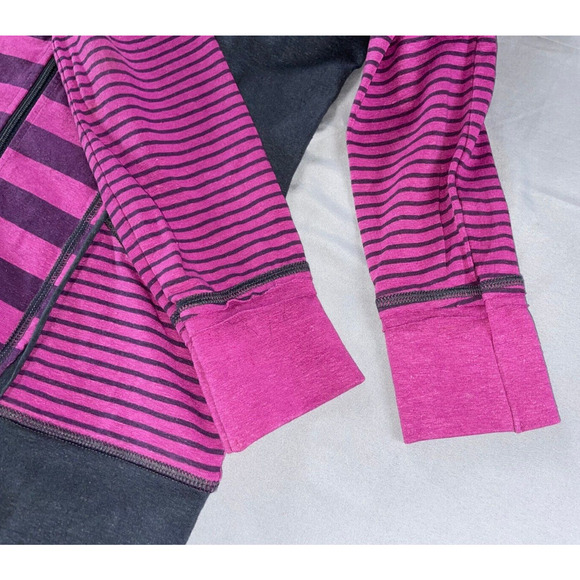 PrAna Peppa Long Sleeve Athletic Jacket, Sweatshirt In Berry Women's Size XS - Picture 5 of 6